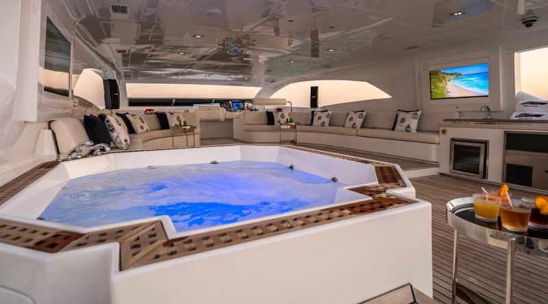 Optional add-on for Discover the Whale Sharks of Qatar by Private Charter