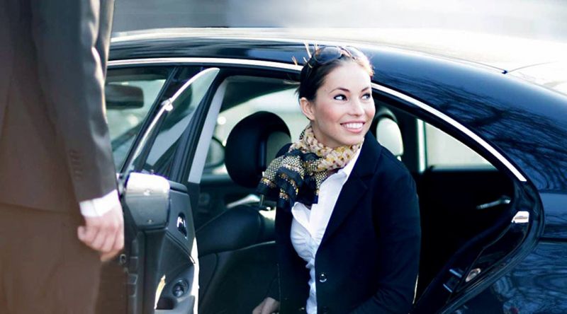 Airport Transfers with Discover Qatar